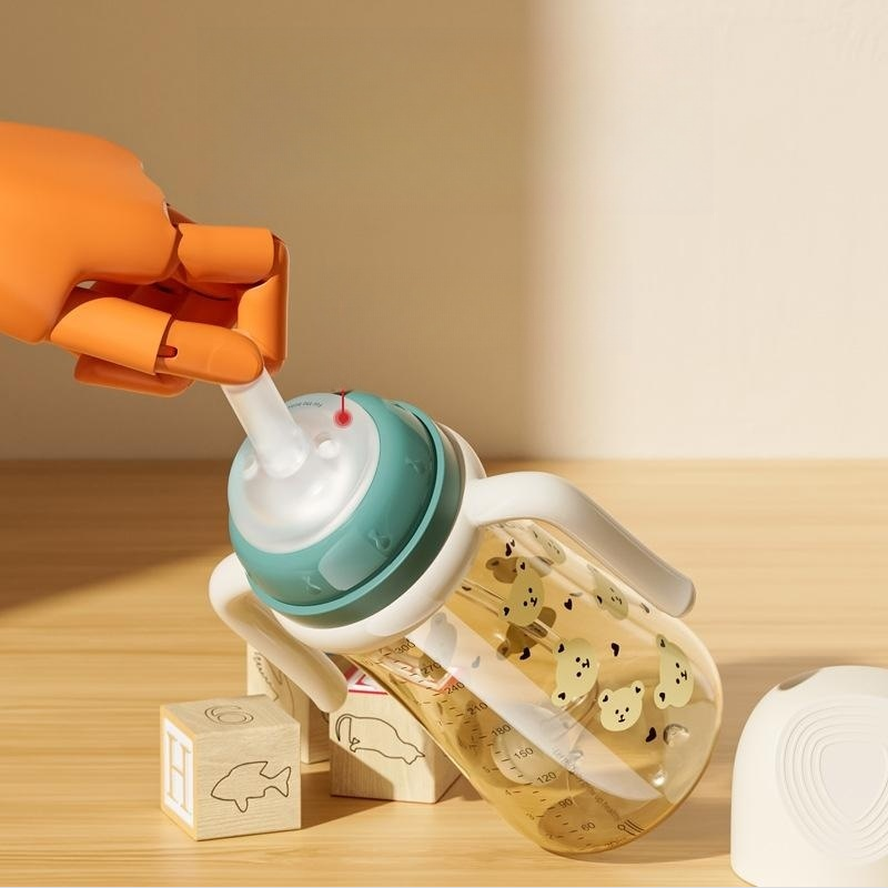 Children's Anti-Spray Learning Drinking Cup with Straw